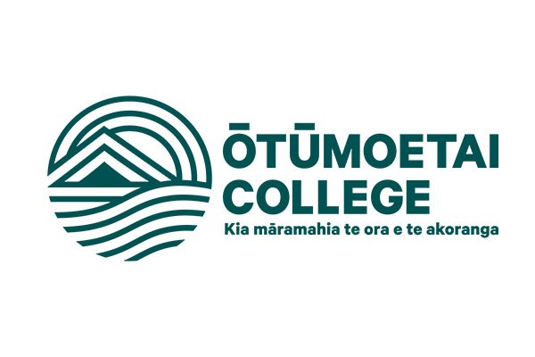 Otumoetai College Logo_Dark Green 1 (002)